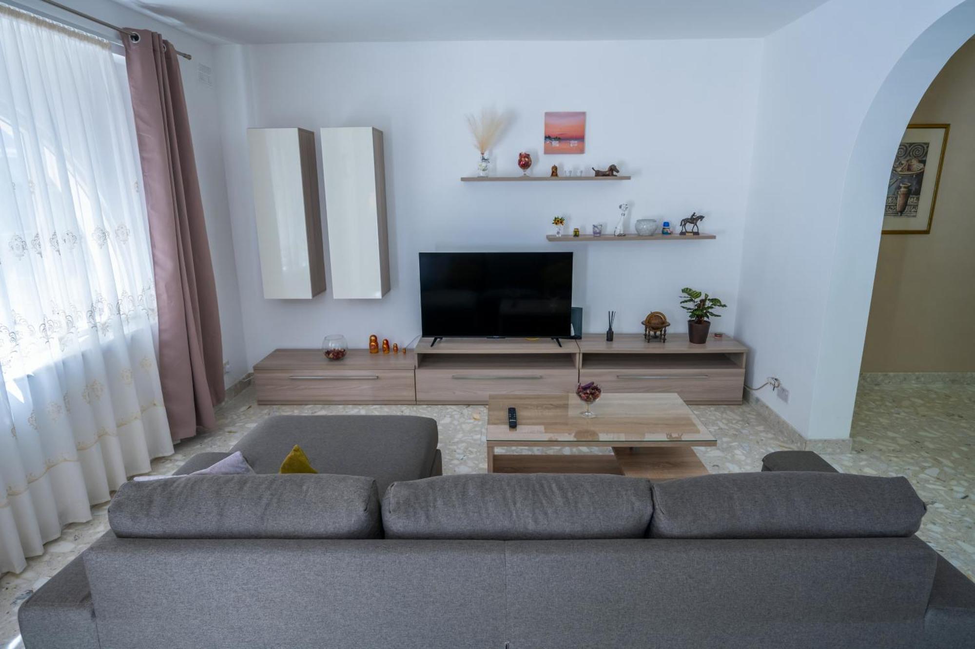 Spacious 3 Bedroom Apartment In The Heart Of St Julians St. Julian's Exterior foto