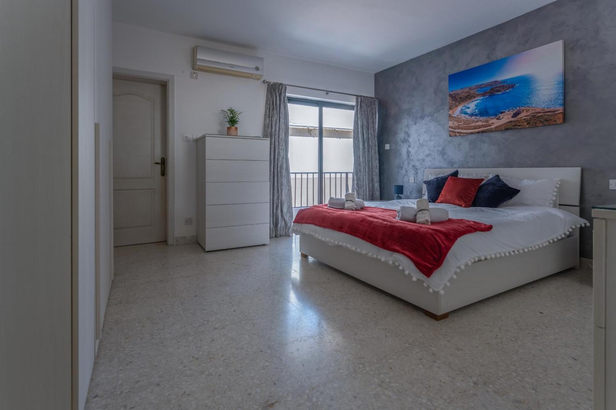 Spacious 3 Bedroom Apartment In The Heart Of St Julians St. Julian's Exterior foto