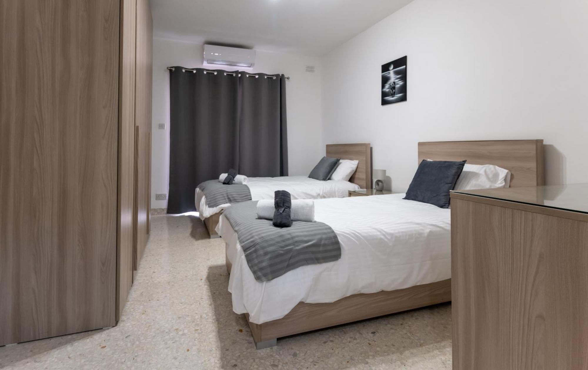 Spacious 3 Bedroom Apartment In The Heart Of St Julians St. Julian's Exterior foto