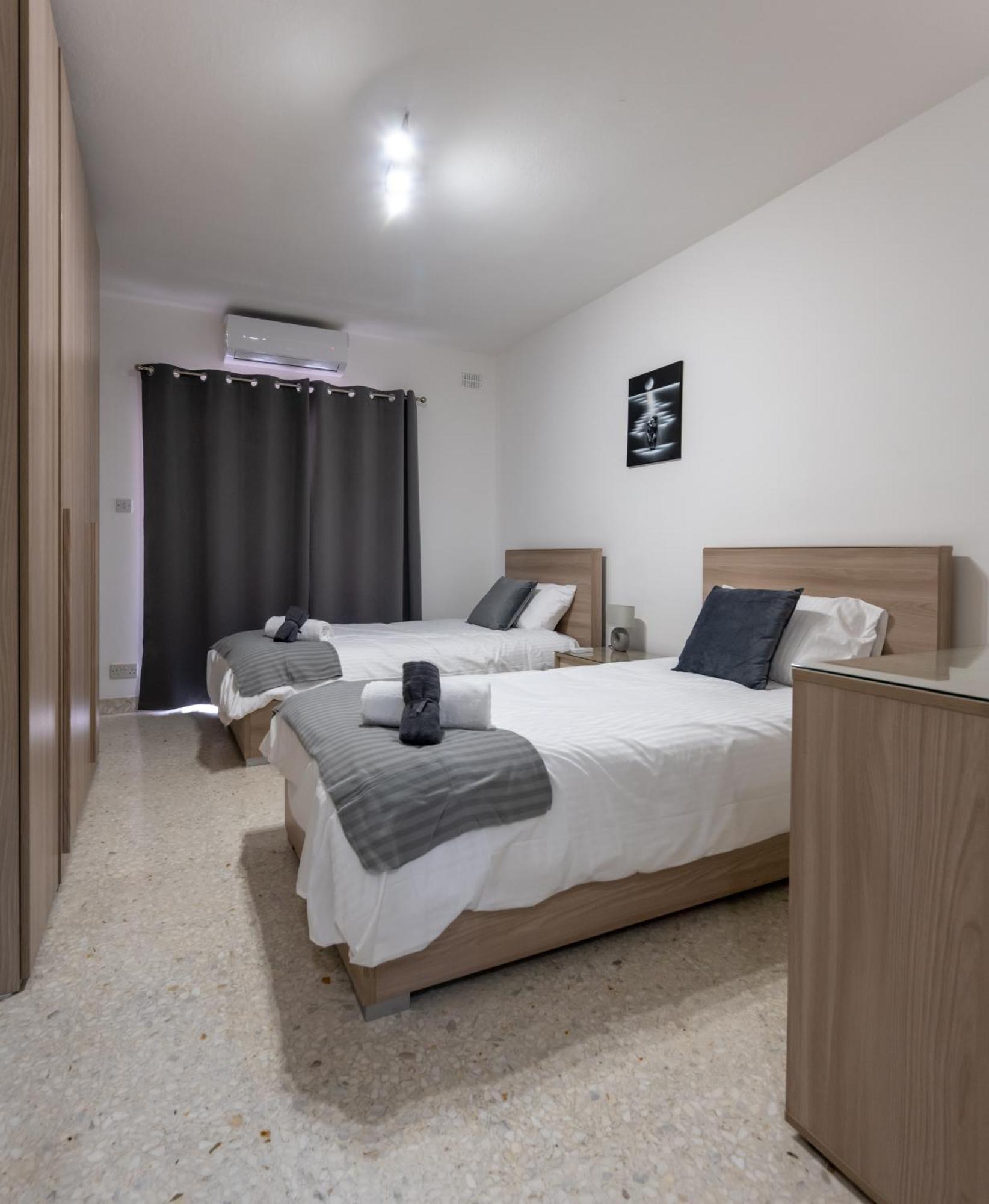 Spacious 3 Bedroom Apartment In The Heart Of St Julians St. Julian's Exterior foto