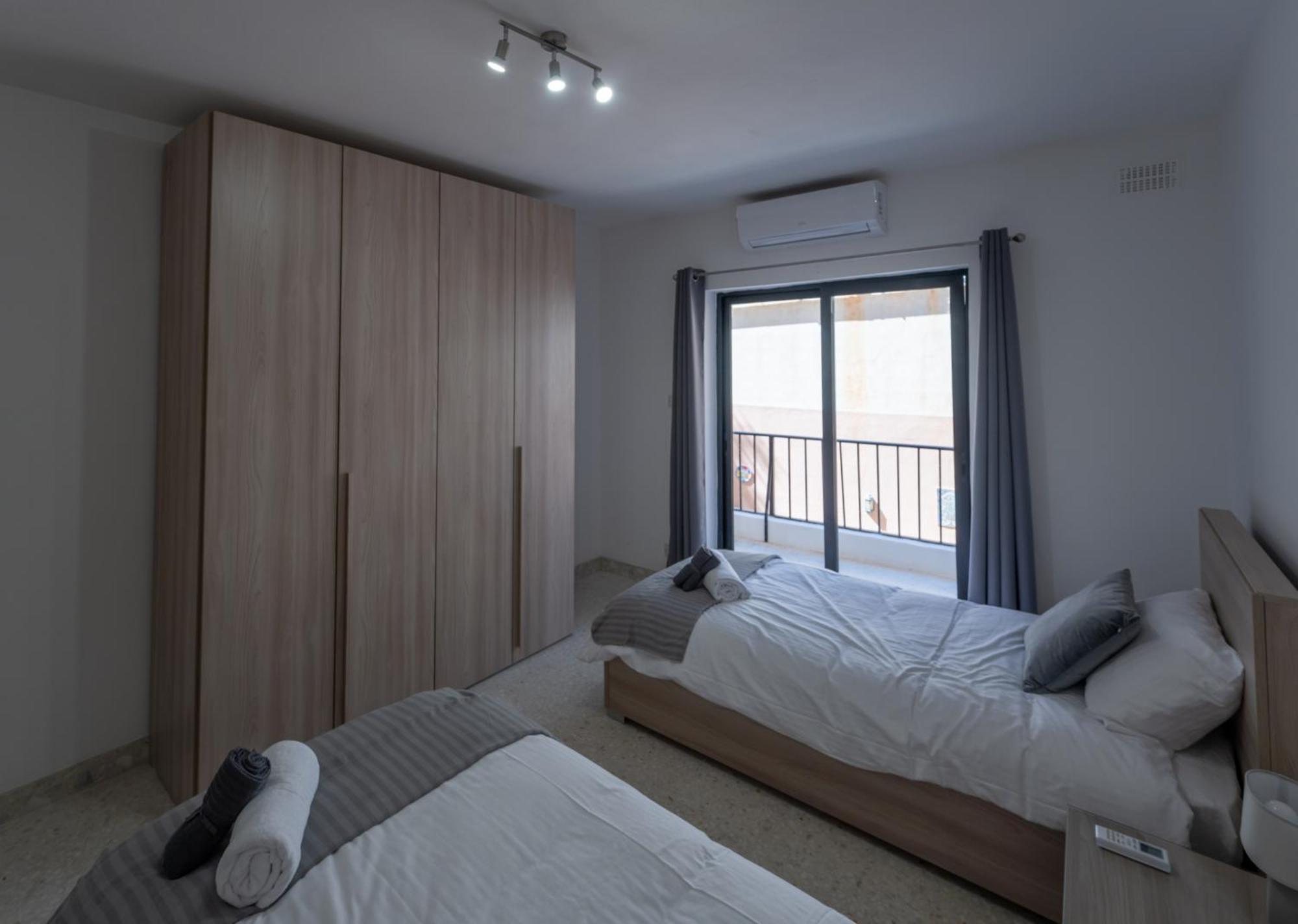 Spacious 3 Bedroom Apartment In The Heart Of St Julians St. Julian's Exterior foto